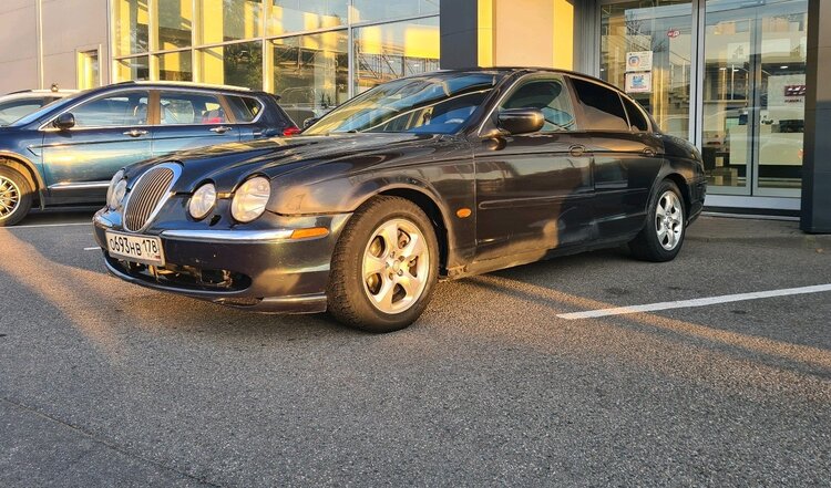 Jaguar S-Type, 2000
